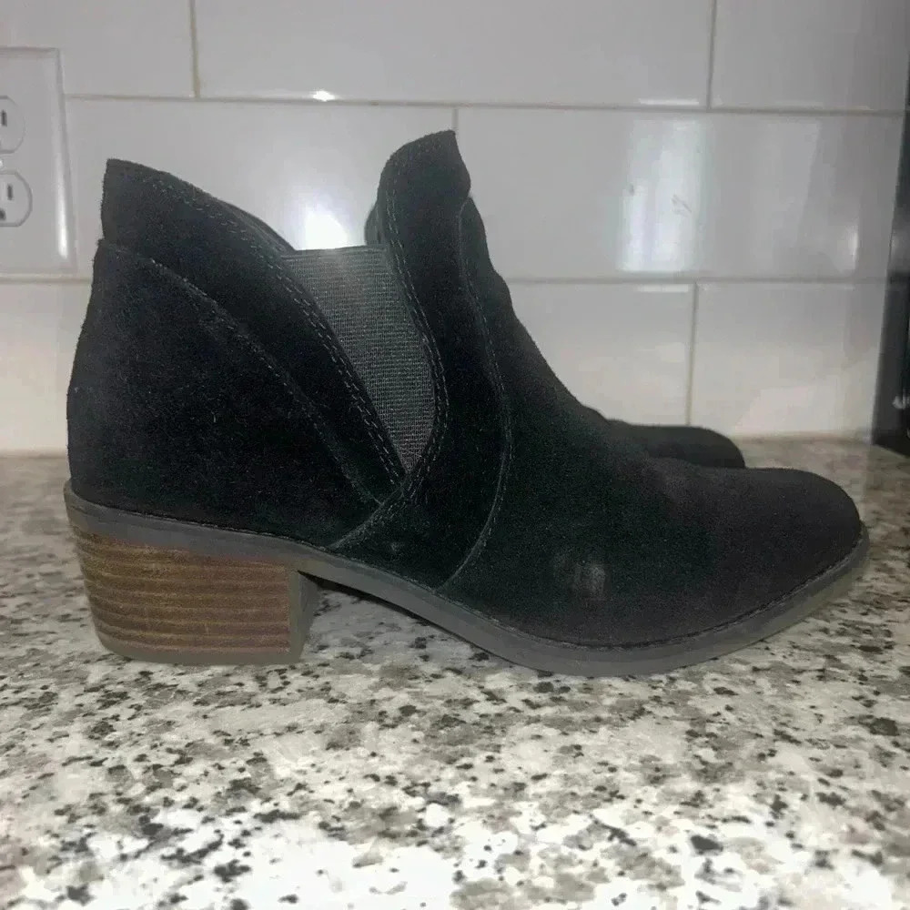 ♻️ Chelsea booties shoes - Picture 2 of 5